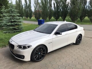 2016 BMW 5 серии 530d xDrive VI (F10/F11/F07) Рестайлинг, белый, 3100000 рублей, вид 1