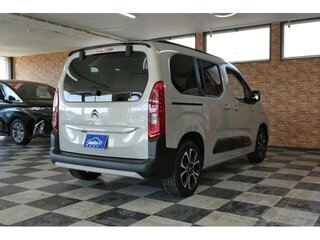 2022 Citroen Berlingo III, бежевый, 1487911 рублей, вид 3