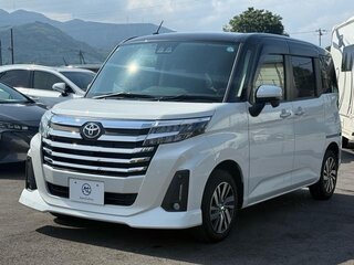 2023 Toyota Roomy I Рестайлинг, белый, 930100 рублей, вид 1