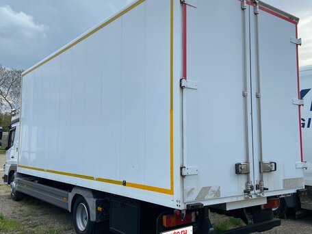 2011 Mercedes-Benz Atego, белый, 3950000 рублей, вид 3