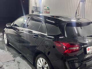 2017 Mercedes-Benz A-Класс 180 III (W176) Рестайлинг, чёрный, 1850000 рублей, вид 2