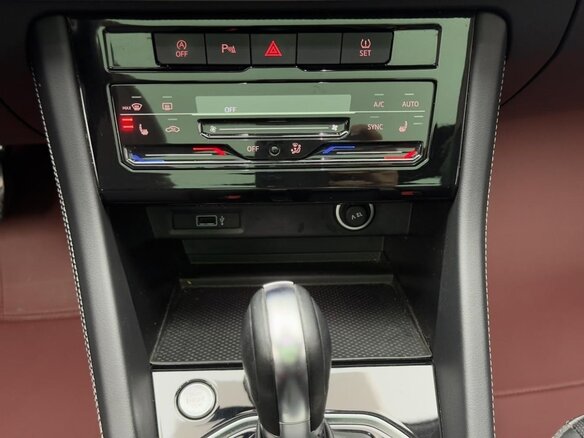 2023 Jetta VS7 I Рестайлинг 1, чёрный - вид 12