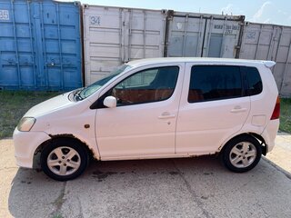 2001 Daihatsu YRV I, белый, 230000 рублей, вид 4