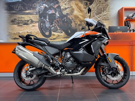 2025 KTM 1390 Super Adventure S Evo, чёрный, 2770000 рублей, вид 1