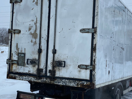 2013 Iveco Daily, красный, 1300000 рублей, вид 5