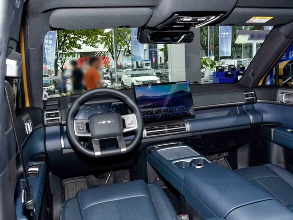 2026 BYD FangChengBao Titanium 7 35.6 kWh, золотистый - вид 15