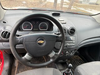 2010 Chevrolet Aveo I Рестайлинг, красный, 300000 рублей, вид 5