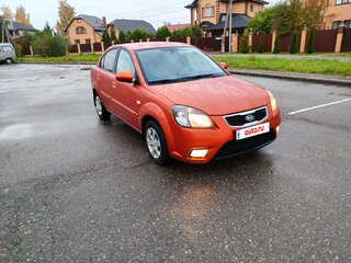 2010 Kia Rio II Рестайлинг, оранжевый, 450000 рублей, вид 3