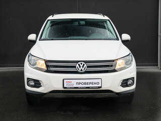 2012 Volkswagen Tiguan I Рестайлинг, белый, 970000 рублей, вид 2