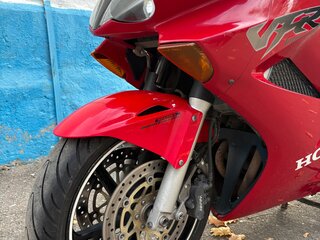 2001 Honda VFR 800, красный, 449000 рублей, вид 4
