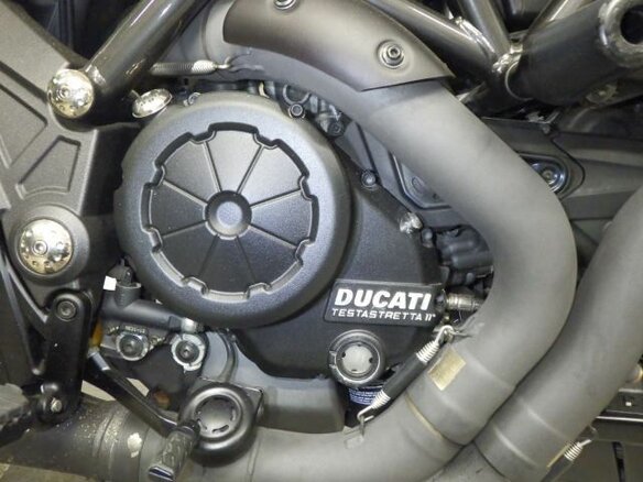 2015 Ducati Diavel, золотистый, 985000 рублей - вид 5
