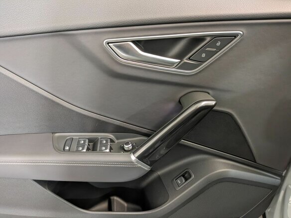 2026 Audi Q2 35 TFSI I Рестайлинг, серый - вид 16