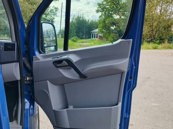 2008 Volkswagen Crafter, синий, 1449000 рублей - вид 25