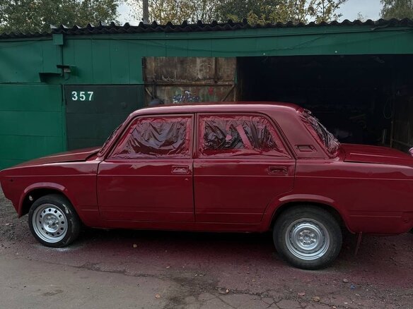 2004 Lada (ВАЗ) 2105, пурпурный, 80000 рублей - вид 2