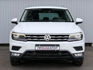 2017 Volkswagen Tiguan II, белый, 2627000 рублей, вид 2