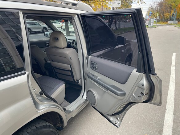 2005 Nissan X-Trail I Рестайлинг, серый - вид 17