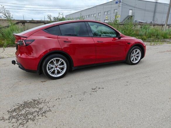 2021 Tesla Model Y Long Range I, красный, 3700000 рублей - вид 5