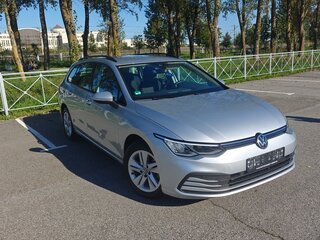 2021 Volkswagen Golf VIII, серебристый, 2150000 рублей, вид 3