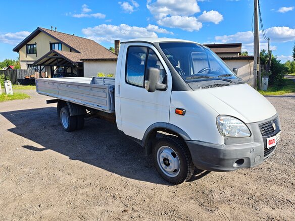 2011 ГАЗ ГАЗель (3302), белый, 950000 рублей - вид 1