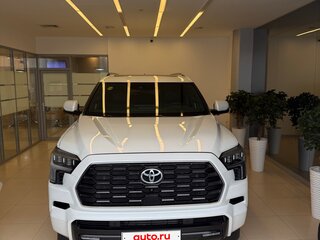 2022 Toyota Sequoia III, белый, 10990000 рублей, вид 3