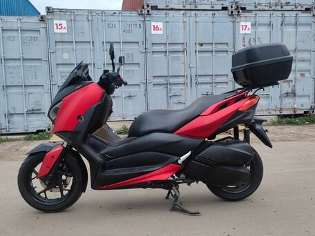 2019 Yamaha XMAX, красный, 359000 рублей, вид 4