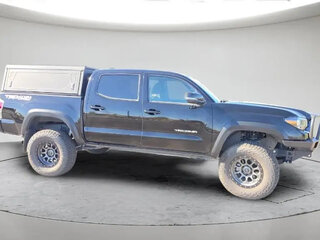 2023 Toyota Tacoma III, чёрный, 9102518 рублей, вид 3