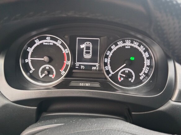 2018 Skoda Rapid I Рестайлинг, синий, 1450000 рублей - вид 5