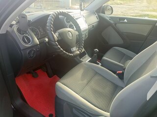 2010 Volkswagen Tiguan I, чёрный, 1050000 рублей, вид 5