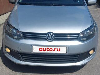 2013 Volkswagen Polo V, серебристый, 920000 рублей, вид 1