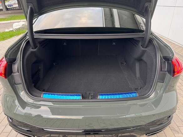 2026 Audi A5 L III (B10), зелёный, 5800000 рублей - вид 16