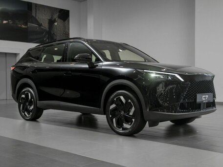 2026 Omoda C7, чёрный, 3614885 рублей, вид 2