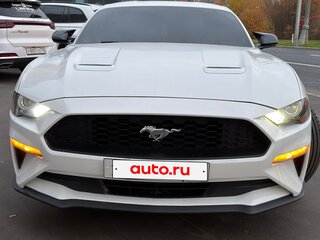2020 Ford Mustang VI Рестайлинг, белый, 3200000 рублей, вид 1