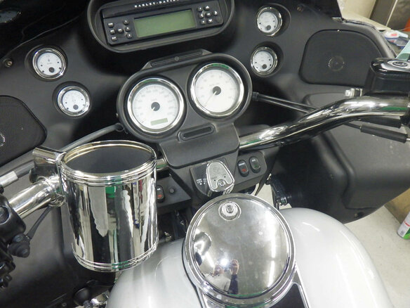 2006 Harley-Davidson Road Glide, серый, 680000 рублей - вид 11