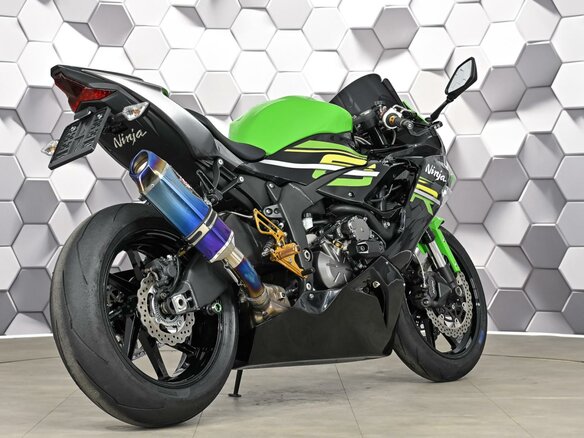 2020 Kawasaki ZX-6 Ninja, зелёный, 1099000 рублей - вид 6