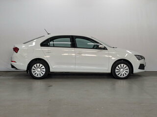 2021 Skoda Rapid II, белый, 1225000 рублей, вид 4