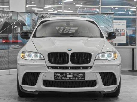 2013 BMW X6 M50d I (E71) Рестайлинг, белый, 2445000 рублей, вид 2