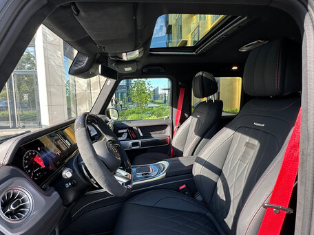 2026 Mercedes-Benz G-Класс AMG 63 AMG II (W465) Рестайлинг, чёрный, 31600000 рублей, вид 3