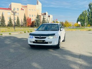 1999 Mazda Familia S-Familia S-Wagon VIII (BJ), белый, 219999 рублей, вид 2