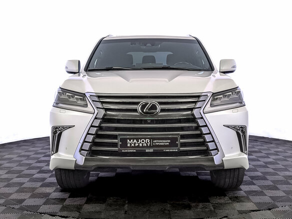 2020 Lexus LX 570 III Рестайлинг 2, белый, 10900000 рублей - вид 1