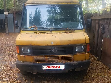 1997 Mercedes-Benz T1, жёлтый, 150000 рублей, вид 3