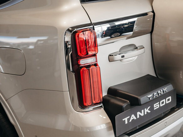 2026 Tank 500 Hi-Charge I, золотистый, 7699000 рублей - вид 17