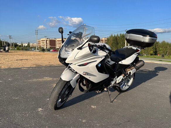 2018 BMW F 800 GT, белый, 850000 рублей - вид 1