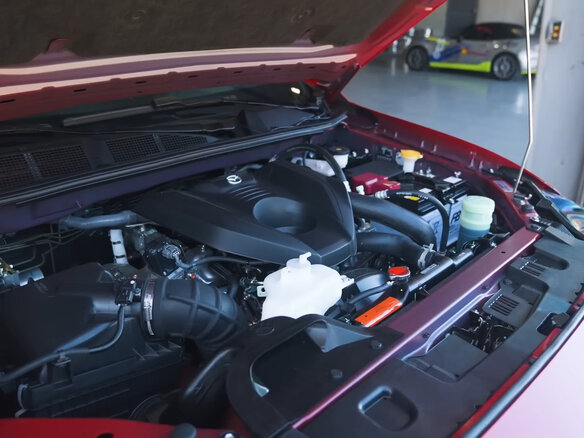 2026 Mazda BT-50 III Рестайлинг, красный, 5935686 рублей - вид 5