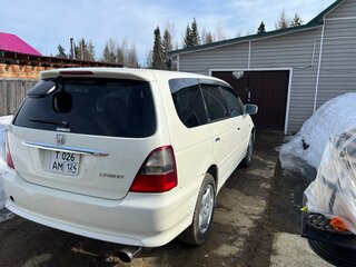 2001 Honda Odyssey II Рестайлинг, белый, 560000 рублей, вид 2