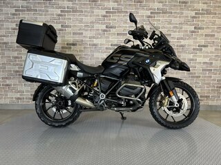 2020 BMW R 1250 GS, чёрный, 1467000 рублей, вид 1
