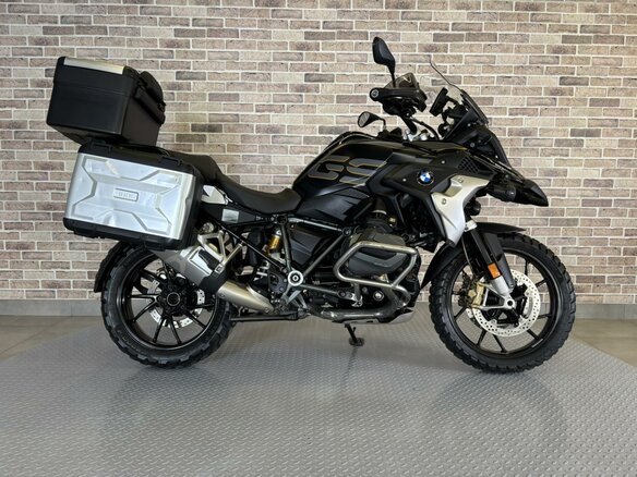 2020 BMW R 1250 GS, чёрный, 1467000 рублей