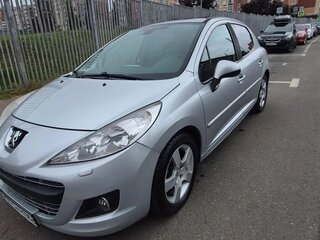 2011 Peugeot 207 I Рестайлинг, серебристый, 470000 рублей, вид 1