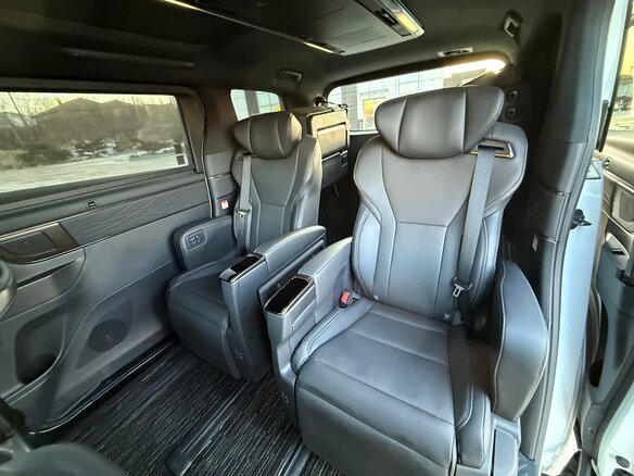 2023 Toyota Alphard IV, белый - вид 21