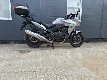 2011 Honda CBF 1000, серебристый, 580000 рублей, вид 4