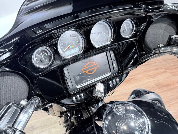 2018 Harley-Davidson Electra Glide, чёрный, 1799000 рублей - вид 27